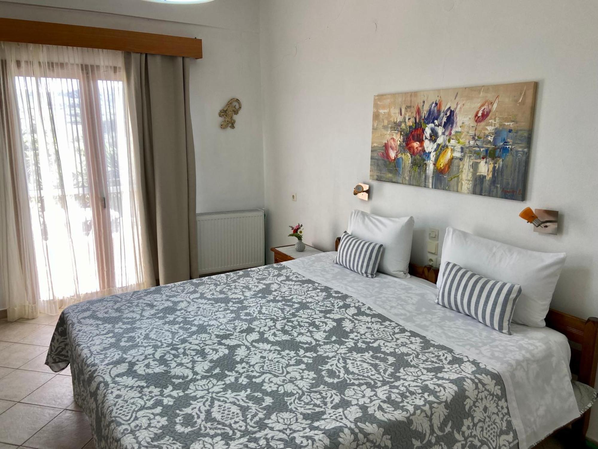 Floros Apartments アギオス・ステファノス エクステリア 写真